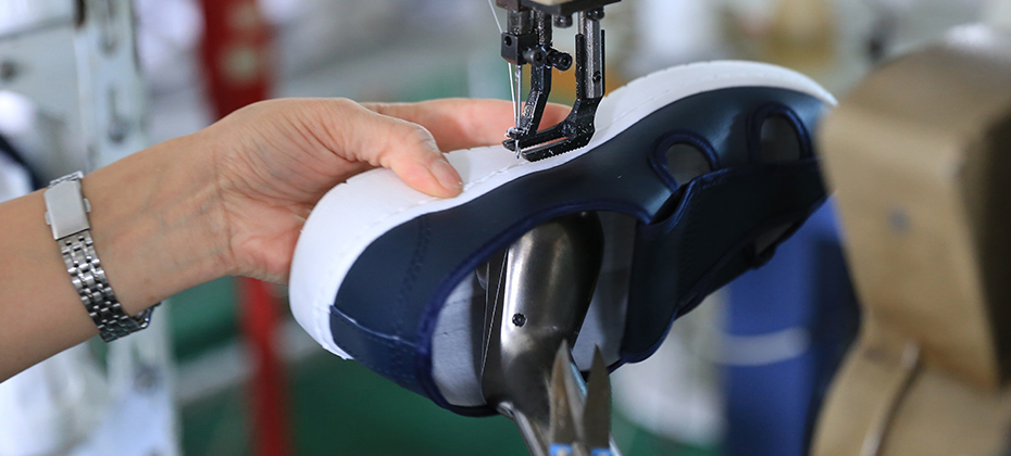 無塵防靜電鞋定制，優(yōu)選凈尚凈美